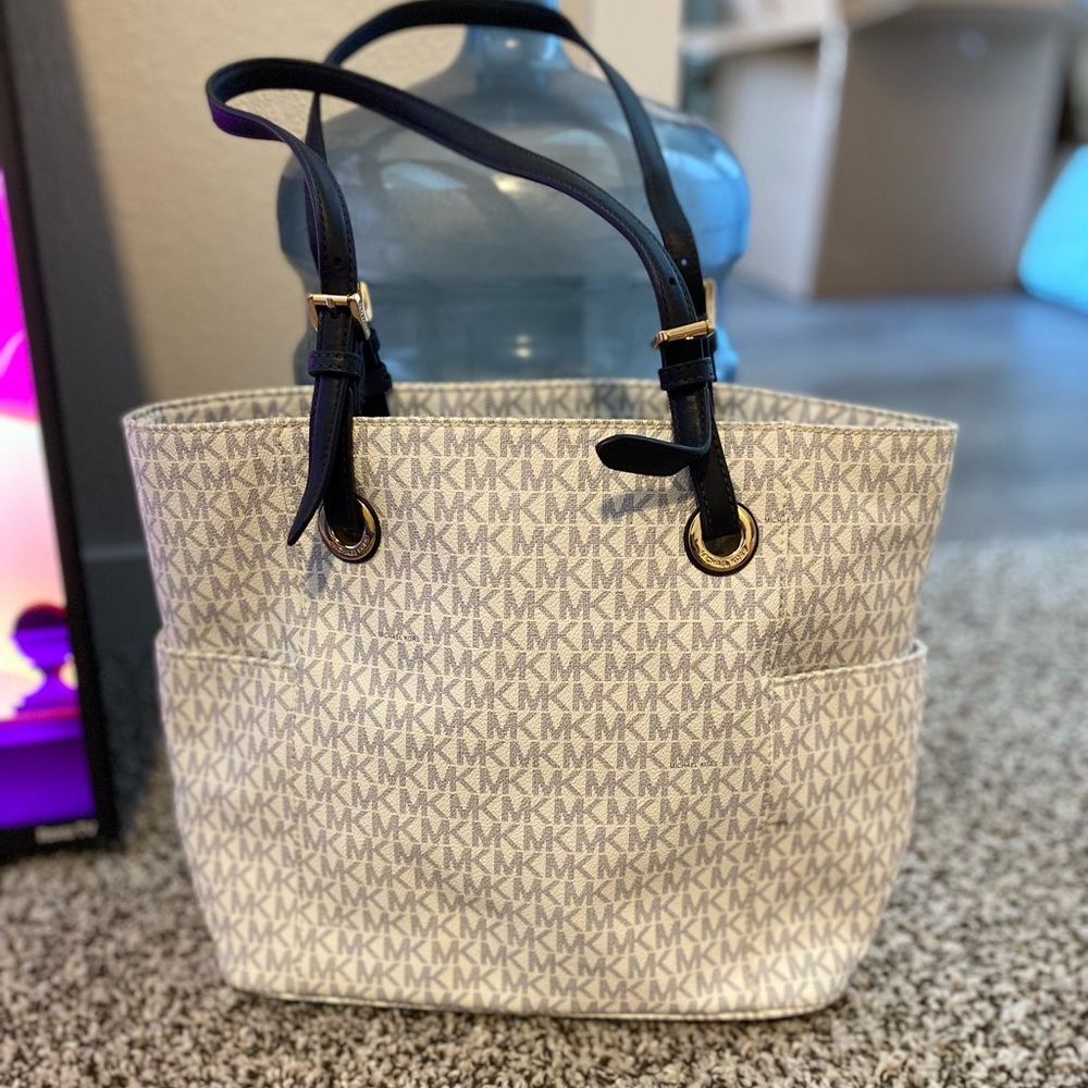 White & Blue Micheal Kors bag.